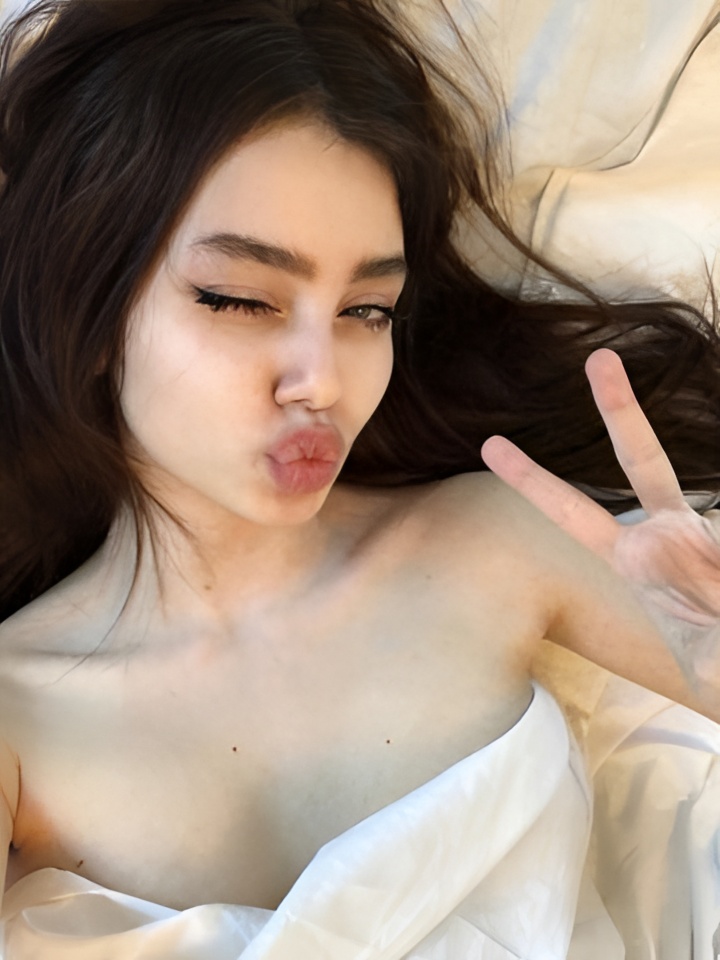 Азалия привлекальеная девушка из Суровикино цена от 1500 руб