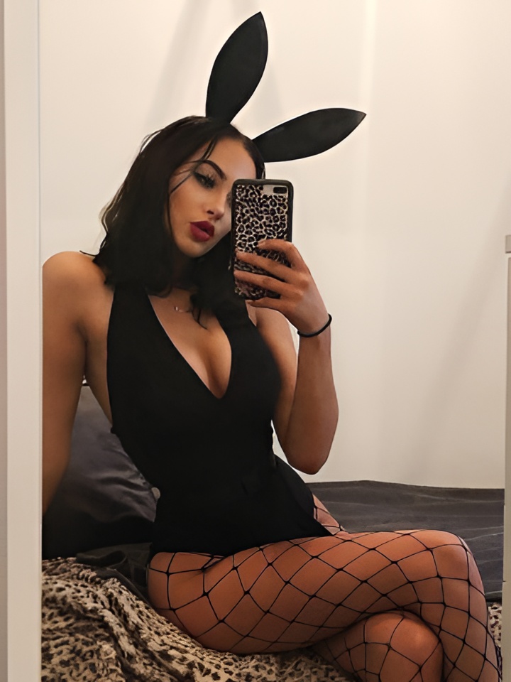 Эсмеральда привлекальеная девушка из Суровикино цена от 2000 руб