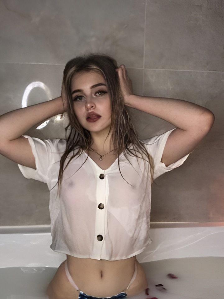 Илона привлекальеная девушка из Суровикино цена от 2500 руб