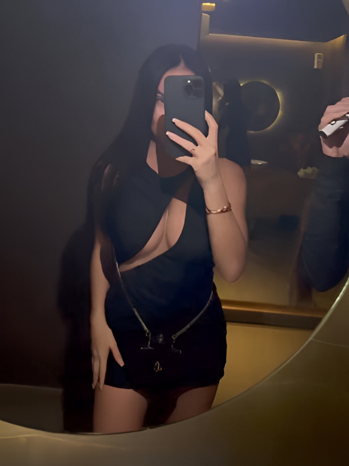 Слава привлекальеная девушка из Суровикино цена от 10000 руб