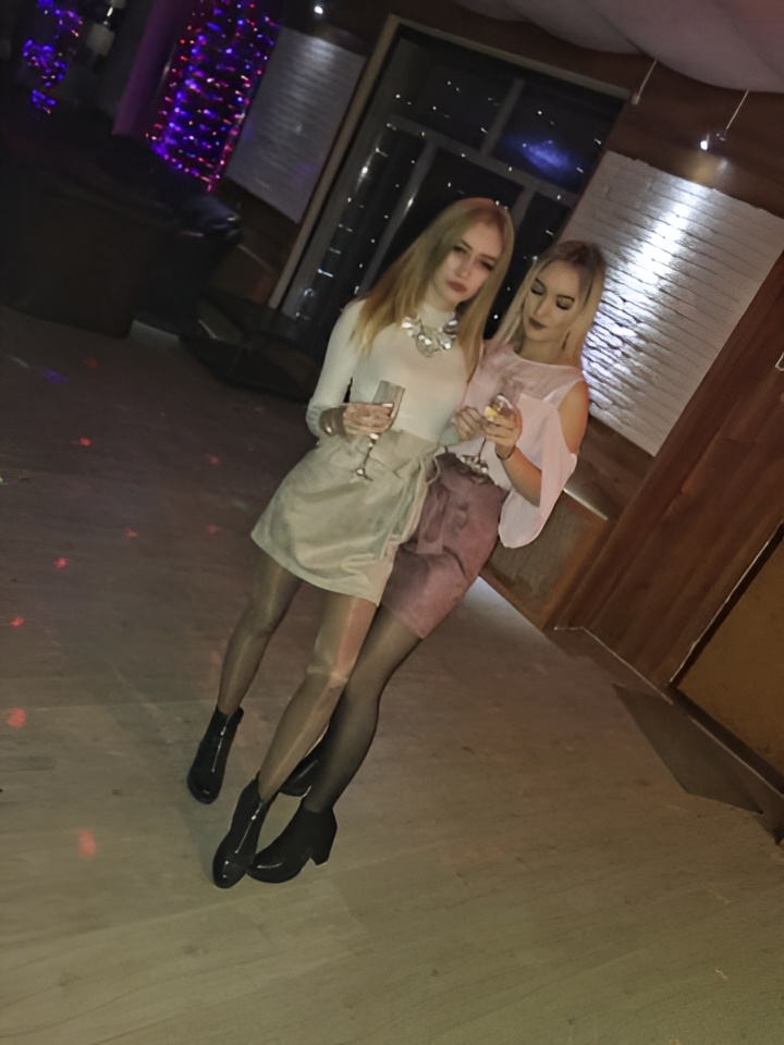 Викуся привлекальеная девушка из Суровикино цена от 2500 руб