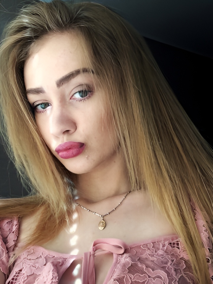 Индивидуалка Викуся, доступна для личного знакомства от 2500 руб