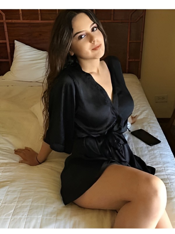 Тая привлекательная девушка из Суровикино цена от 4000 руб