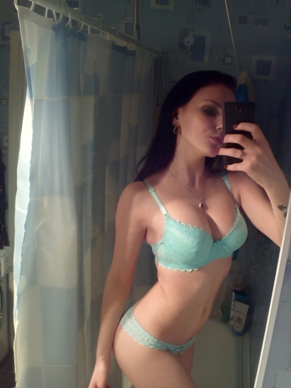 Виргиния привлекательная девушка из Суровикино цена от 5000 руб