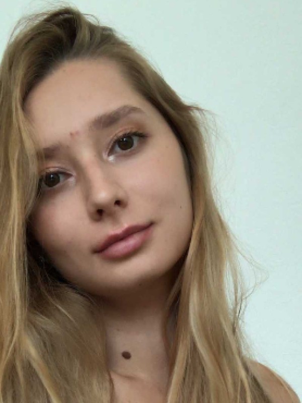 Романа привлекательная девушка из Суровикино цена от 3500 руб